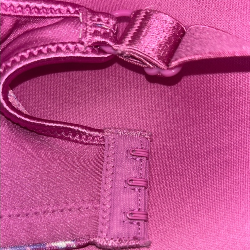 Underwire Bra - Picture 8 of 9